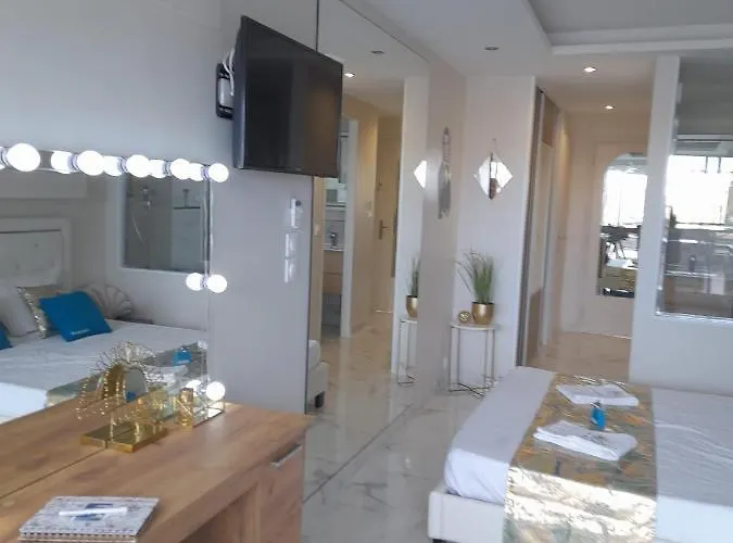 Golden Paradise 007 Helio 25 דירה